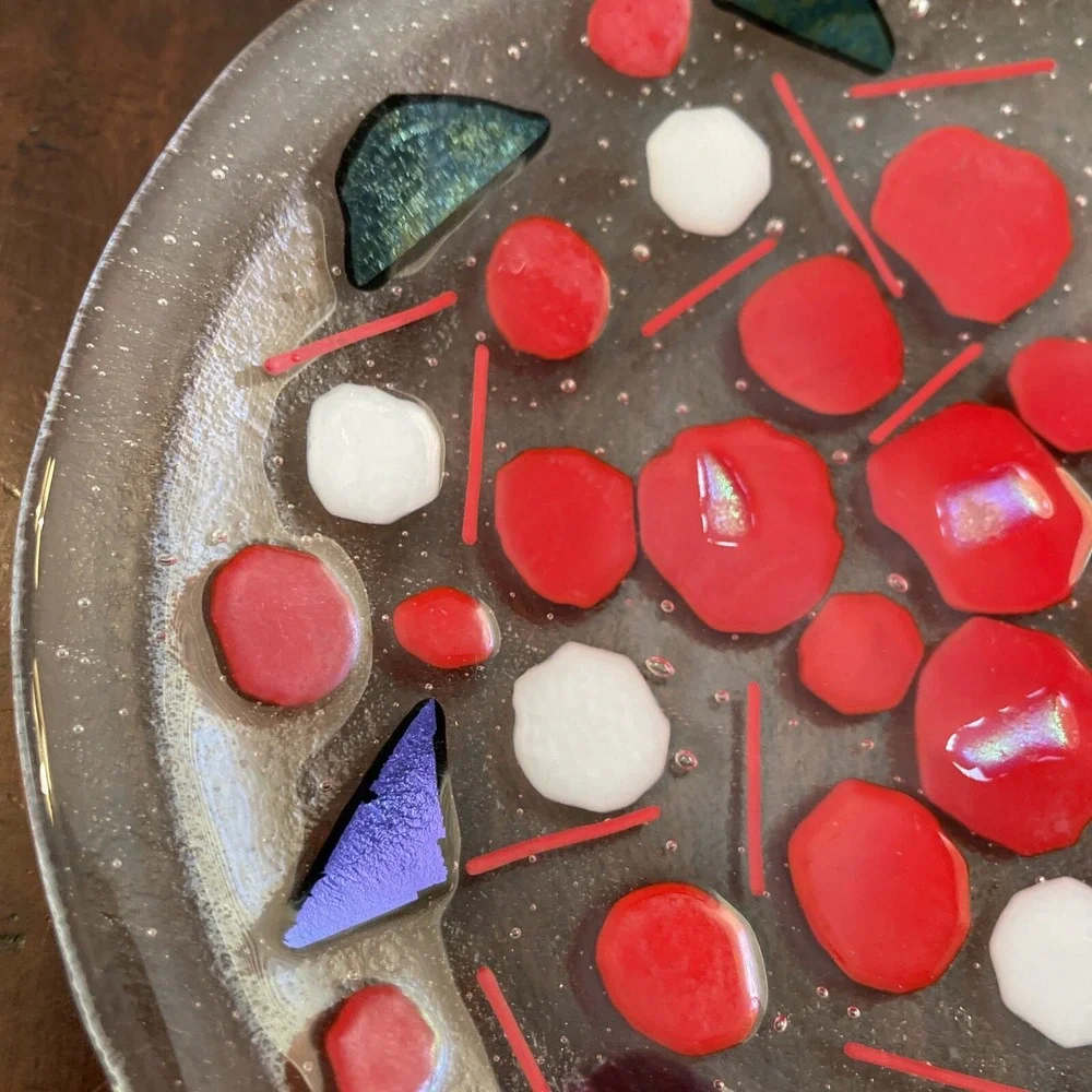 Vintage‎ Studio Art Glass Plate Abstract Geometric Fused Iridescent Red Cobalt